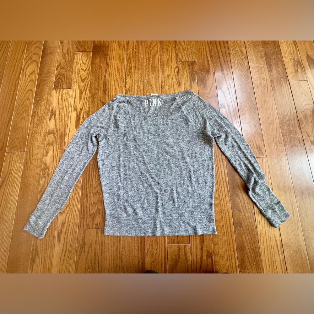 PINK Victoria's Secret Gray MSU Knit Top (Size S) - Picture 2 of 3